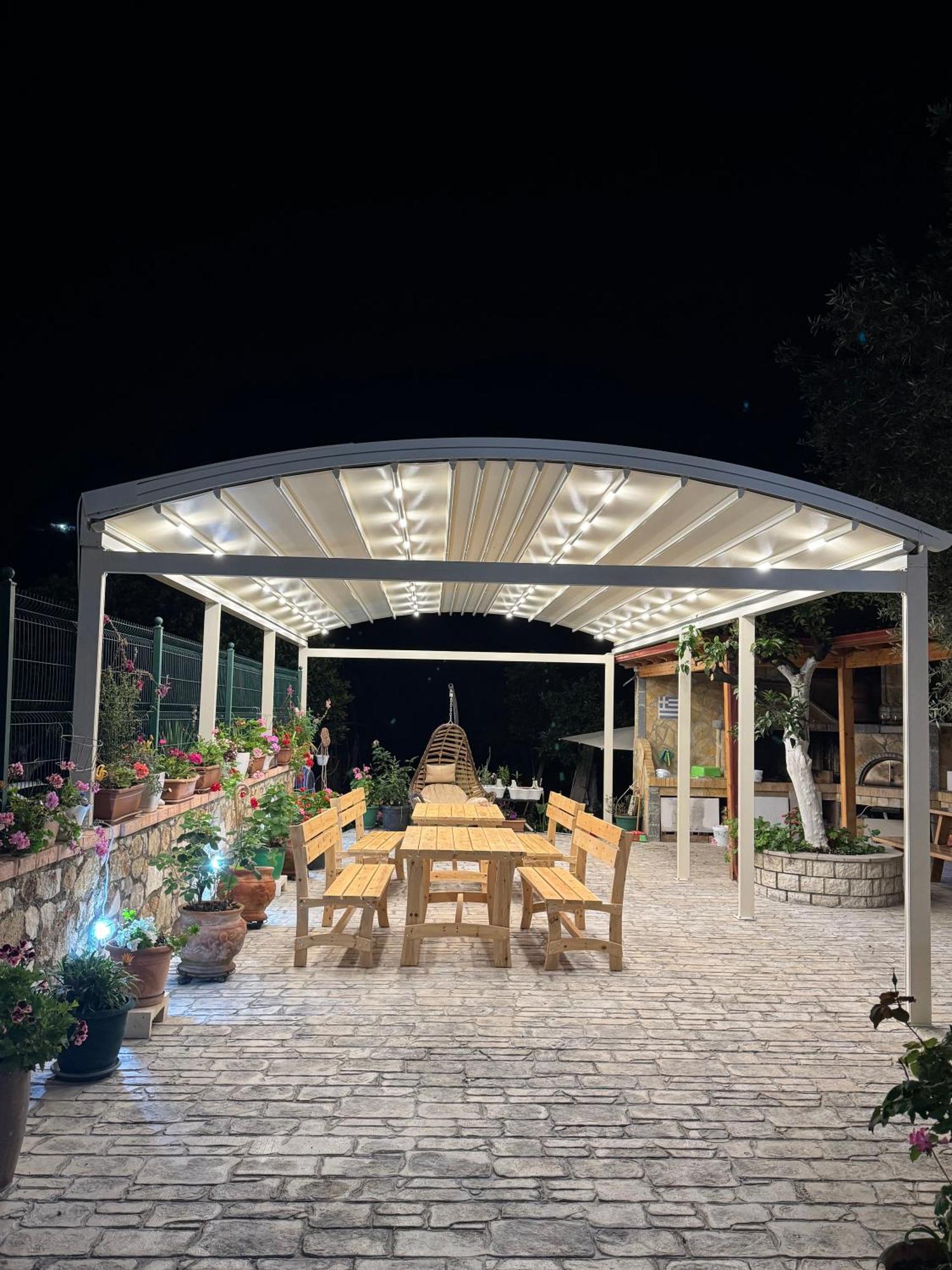 Elpis Guest House Himare Exterior foto